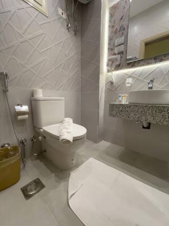 Einzelzimmer mit Badezimmer24